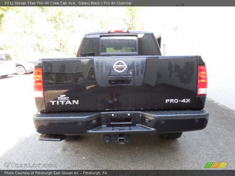 Galaxy Black / Pro 4X Charcoal 2012 Nissan Titan Pro-4X Crew Cab 4x4