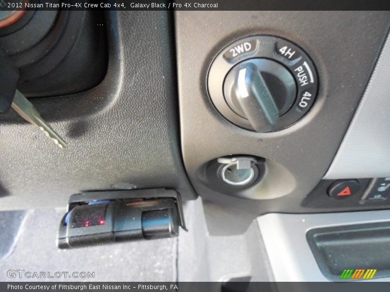 Galaxy Black / Pro 4X Charcoal 2012 Nissan Titan Pro-4X Crew Cab 4x4