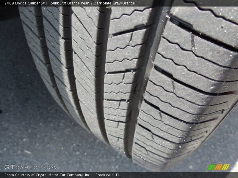 Sunburst Orange Pearl / Dark Slate Gray/Orange 2009 Dodge Caliber SXT