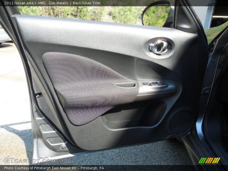Gun Metallic / Black/Silver Trim 2011 Nissan Juke S AWD