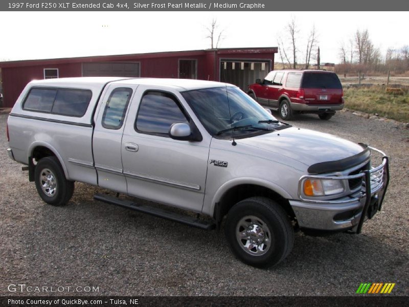 Silver Frost Pearl Metallic / Medium Graphite 1997 Ford F250 XLT Extended Cab 4x4