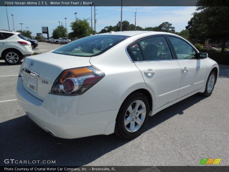 Winter Frost Pearl / Blond 2009 Nissan Altima 2.5 S