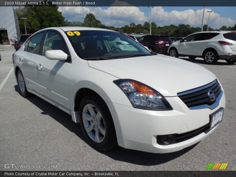 Winter Frost Pearl / Blond 2009 Nissan Altima 2.5 S