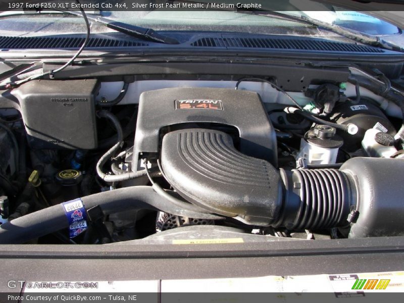  1997 F250 XLT Extended Cab 4x4 Engine - 5.4 Liter SOHC 16-Valve V8