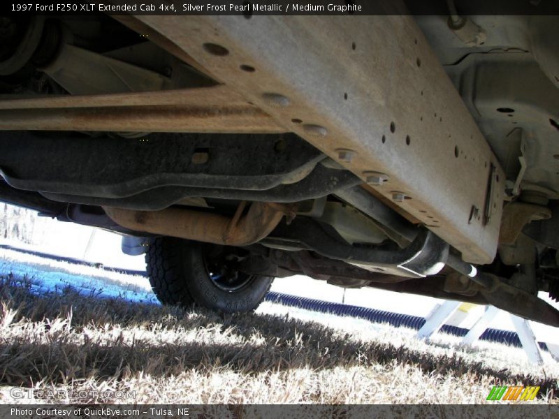 Silver Frost Pearl Metallic / Medium Graphite 1997 Ford F250 XLT Extended Cab 4x4