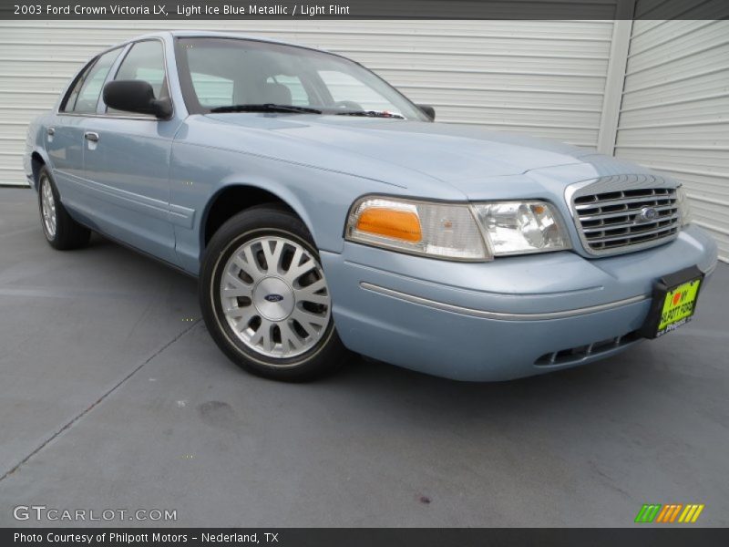 Light Ice Blue Metallic / Light Flint 2003 Ford Crown Victoria LX