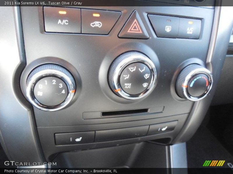 Controls of 2011 Sorento LX V6