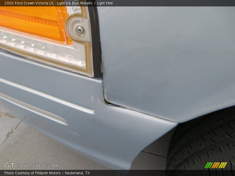 Light Ice Blue Metallic / Light Flint 2003 Ford Crown Victoria LX