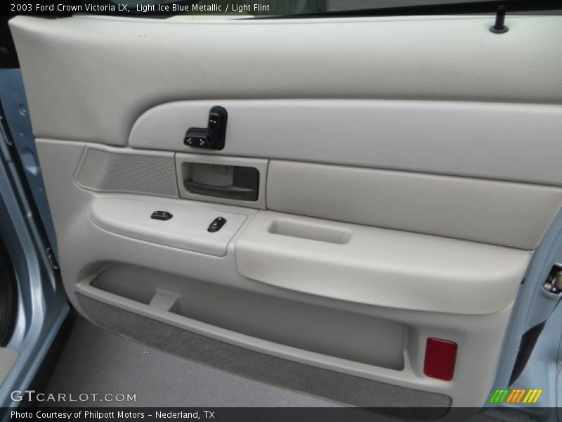 Light Ice Blue Metallic / Light Flint 2003 Ford Crown Victoria LX