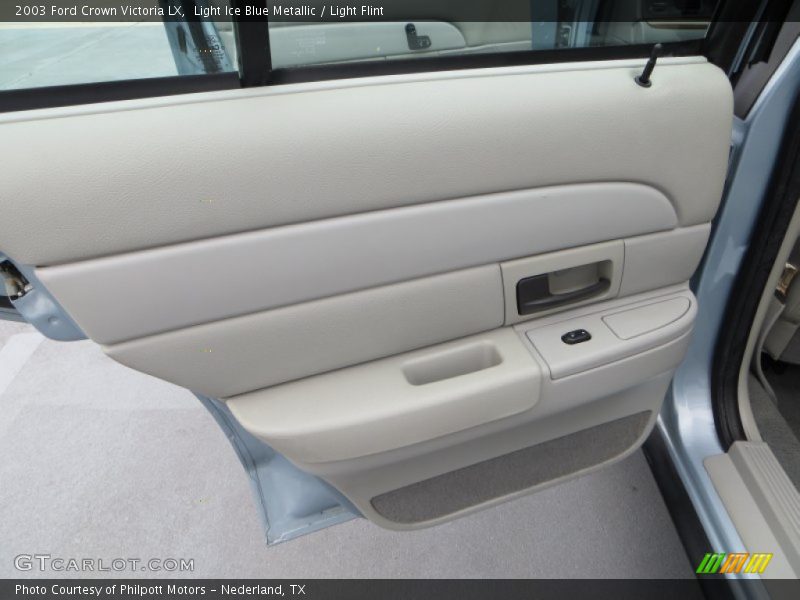 Light Ice Blue Metallic / Light Flint 2003 Ford Crown Victoria LX