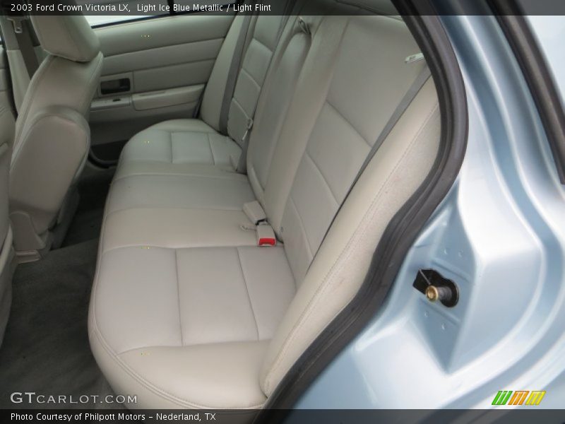Light Ice Blue Metallic / Light Flint 2003 Ford Crown Victoria LX
