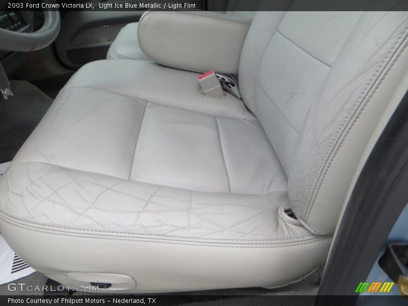 Light Ice Blue Metallic / Light Flint 2003 Ford Crown Victoria LX