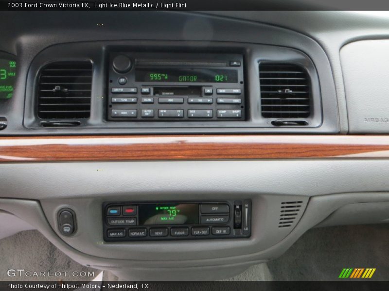 Controls of 2003 Crown Victoria LX