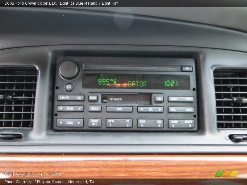 Audio System of 2003 Crown Victoria LX