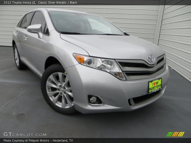 Classic Silver Metallic / Black 2013 Toyota Venza LE