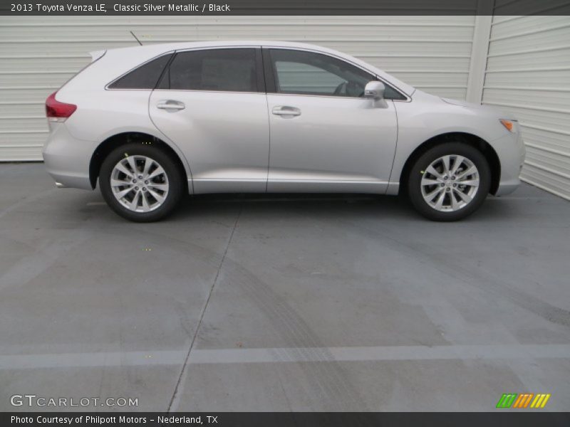 Classic Silver Metallic / Black 2013 Toyota Venza LE