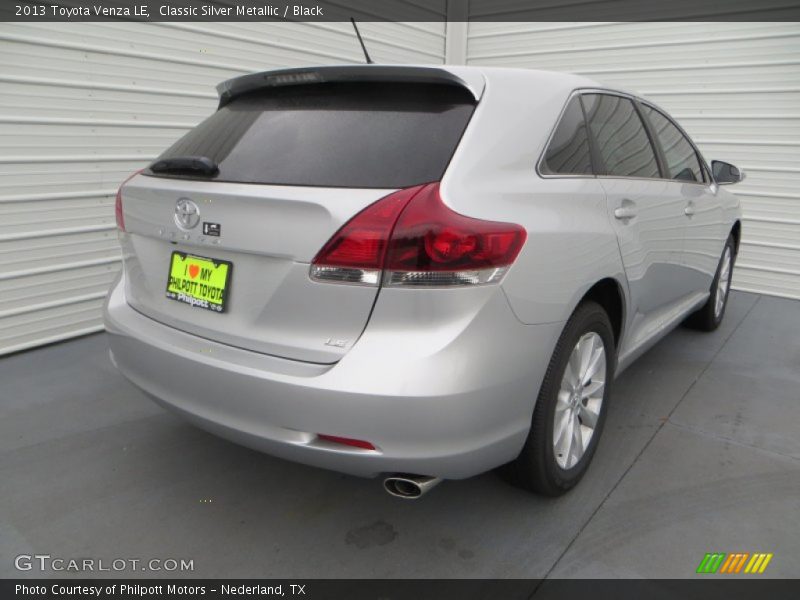 Classic Silver Metallic / Black 2013 Toyota Venza LE