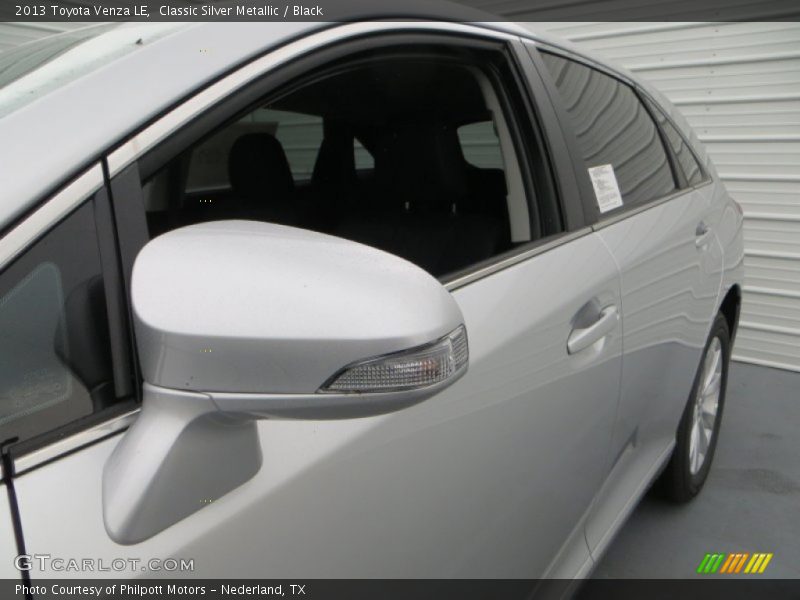 Classic Silver Metallic / Black 2013 Toyota Venza LE