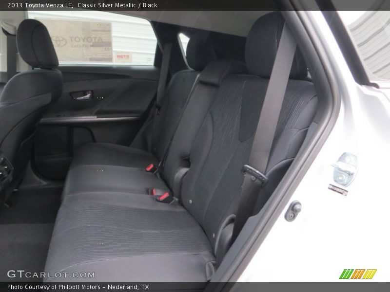 Classic Silver Metallic / Black 2013 Toyota Venza LE