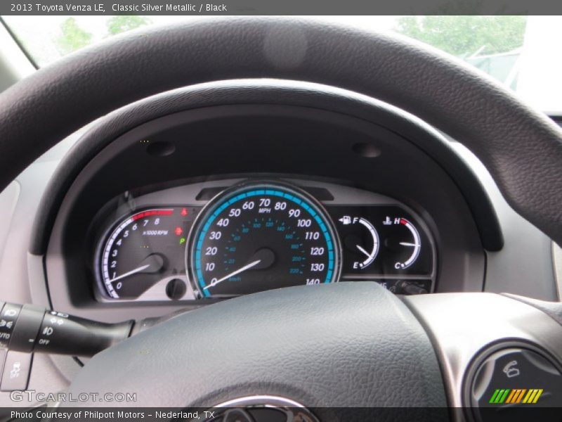 Classic Silver Metallic / Black 2013 Toyota Venza LE
