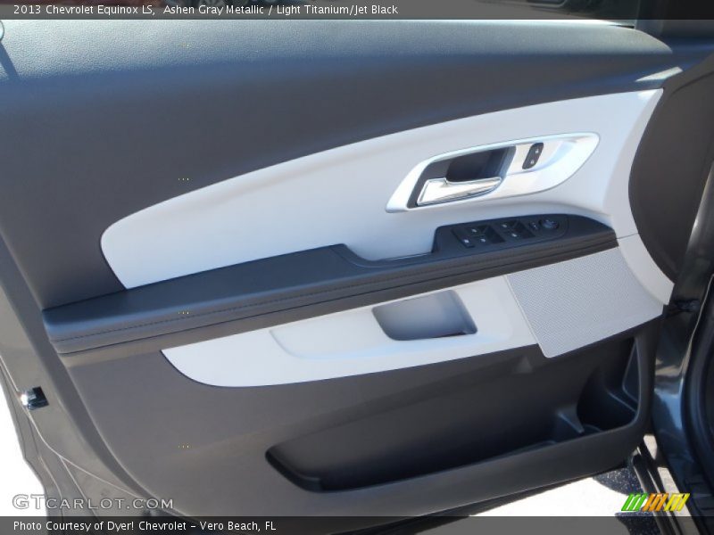 Ashen Gray Metallic / Light Titanium/Jet Black 2013 Chevrolet Equinox LS