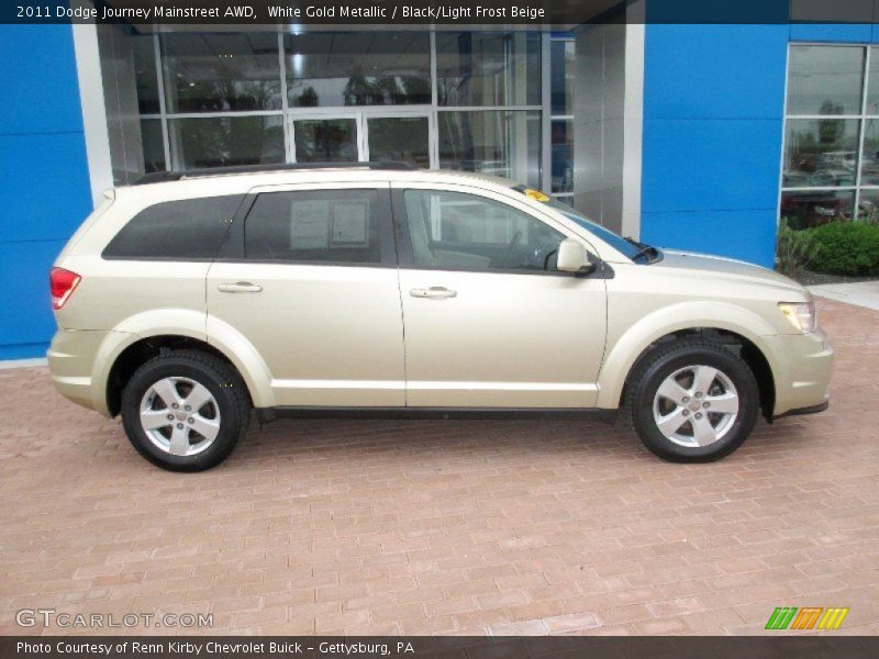 White Gold Metallic / Black/Light Frost Beige 2011 Dodge Journey Mainstreet AWD
