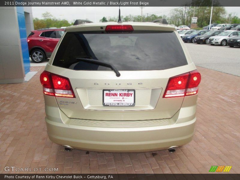 White Gold Metallic / Black/Light Frost Beige 2011 Dodge Journey Mainstreet AWD