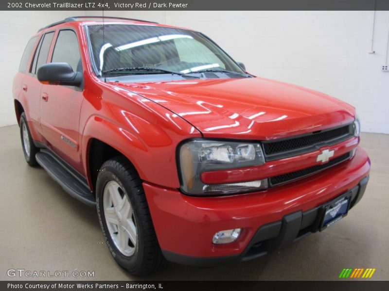 Victory Red / Dark Pewter 2002 Chevrolet TrailBlazer LTZ 4x4