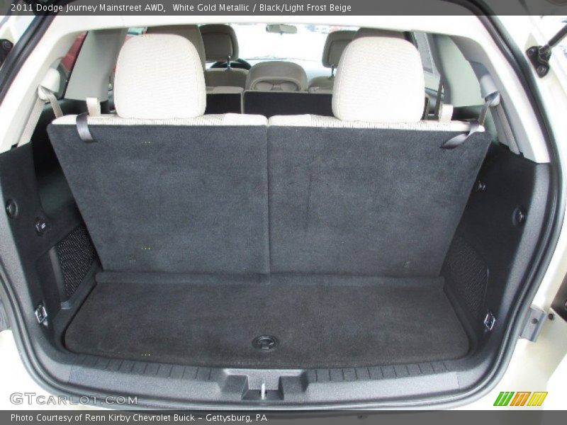 White Gold Metallic / Black/Light Frost Beige 2011 Dodge Journey Mainstreet AWD