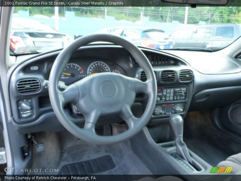 Dashboard of 2001 Grand Prix SE Sedan