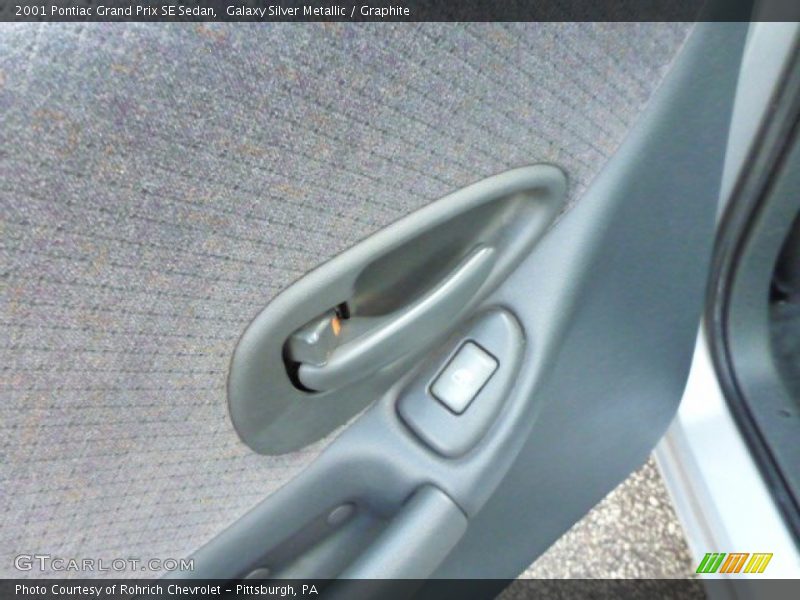 Galaxy Silver Metallic / Graphite 2001 Pontiac Grand Prix SE Sedan