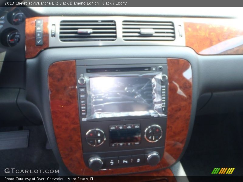 Black / Ebony 2013 Chevrolet Avalanche LTZ Black Diamond Edition