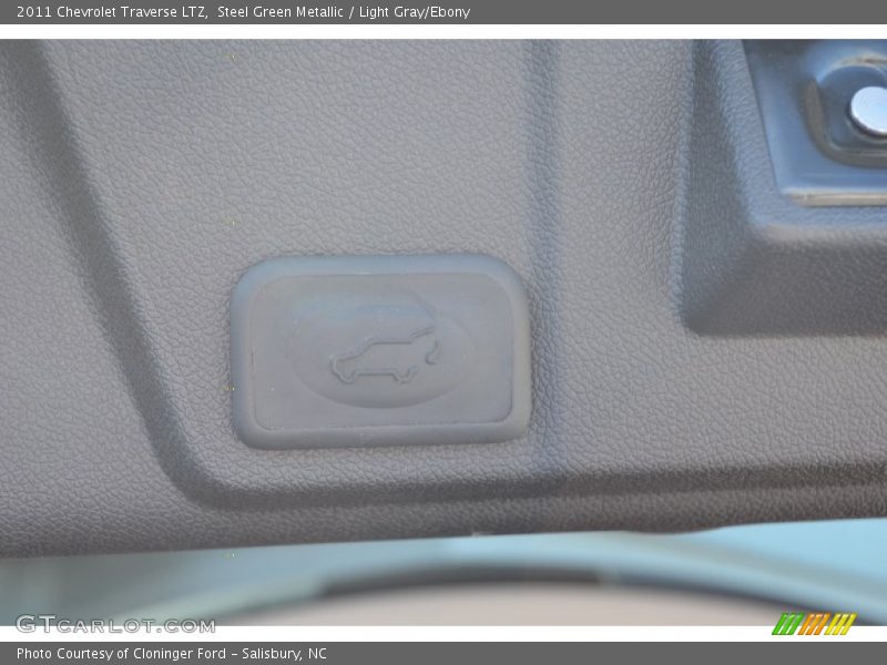 Steel Green Metallic / Light Gray/Ebony 2011 Chevrolet Traverse LTZ