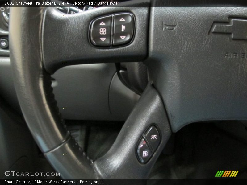 Controls of 2002 TrailBlazer LTZ 4x4