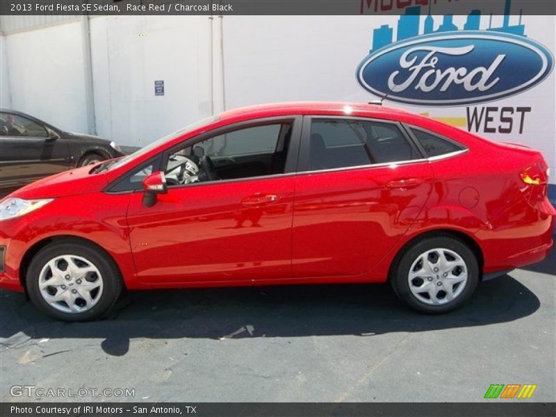 Race Red / Charcoal Black 2013 Ford Fiesta SE Sedan