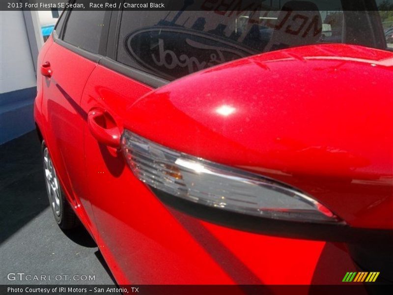Race Red / Charcoal Black 2013 Ford Fiesta SE Sedan
