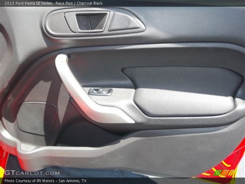 Race Red / Charcoal Black 2013 Ford Fiesta SE Sedan
