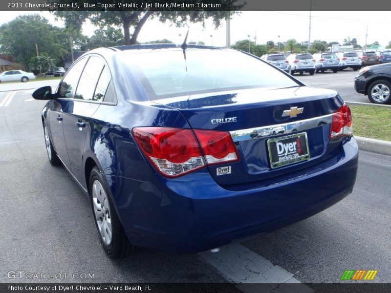 Blue Topaz Metallic / Jet Black/Medium Titanium 2013 Chevrolet Cruze LS