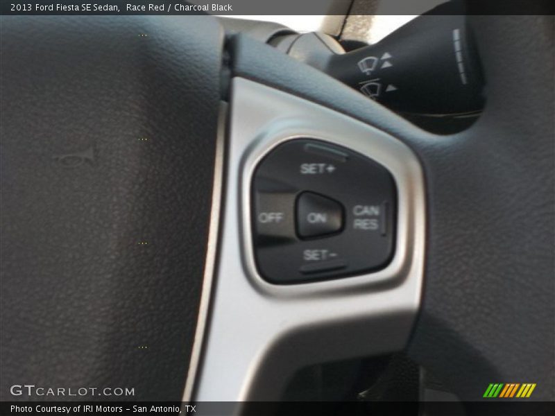 Race Red / Charcoal Black 2013 Ford Fiesta SE Sedan