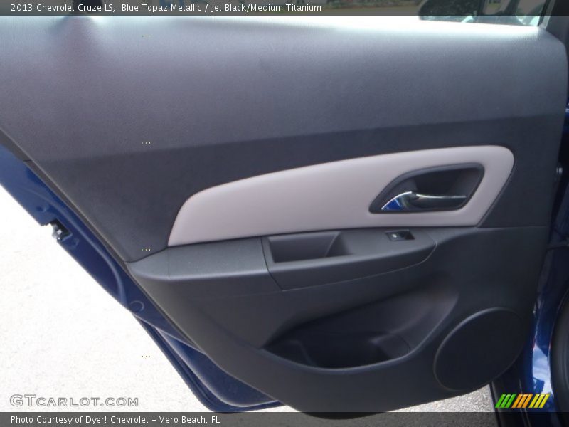 Blue Topaz Metallic / Jet Black/Medium Titanium 2013 Chevrolet Cruze LS