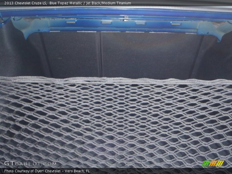 Blue Topaz Metallic / Jet Black/Medium Titanium 2013 Chevrolet Cruze LS
