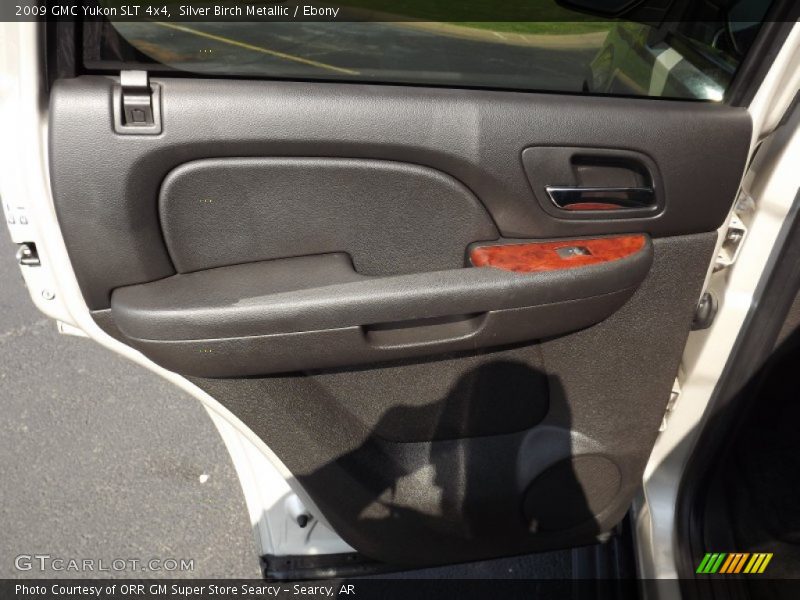 Silver Birch Metallic / Ebony 2009 GMC Yukon SLT 4x4