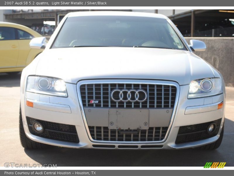 Light Silver Metallic / Silver/Black 2007 Audi S8 5.2 quattro