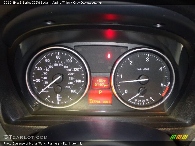 Alpine White / Gray Dakota Leather 2010 BMW 3 Series 335d Sedan