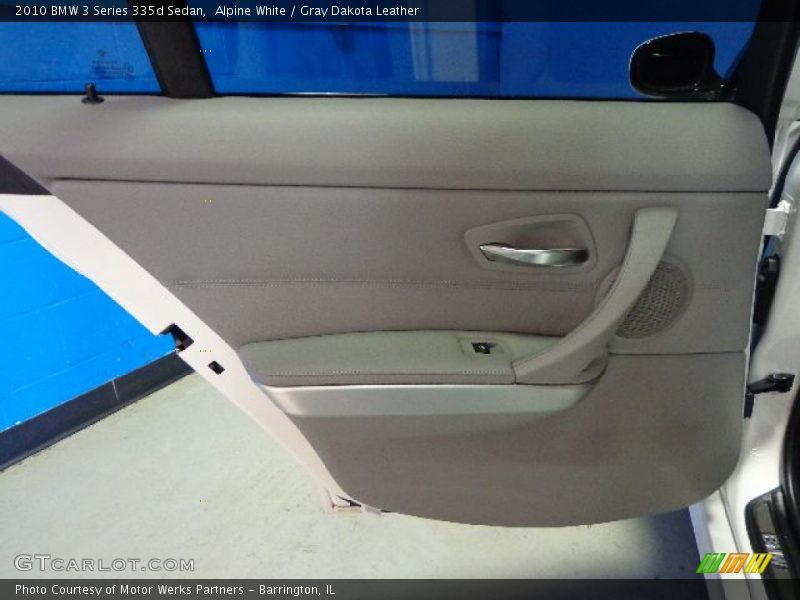 Alpine White / Gray Dakota Leather 2010 BMW 3 Series 335d Sedan