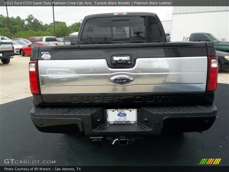 Tuxedo Black Metallic / Platinum Black Leather 2013 Ford F250 Super Duty Platinum Crew Cab 4x4