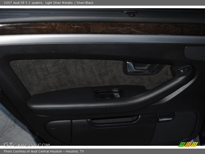 Light Silver Metallic / Silver/Black 2007 Audi S8 5.2 quattro