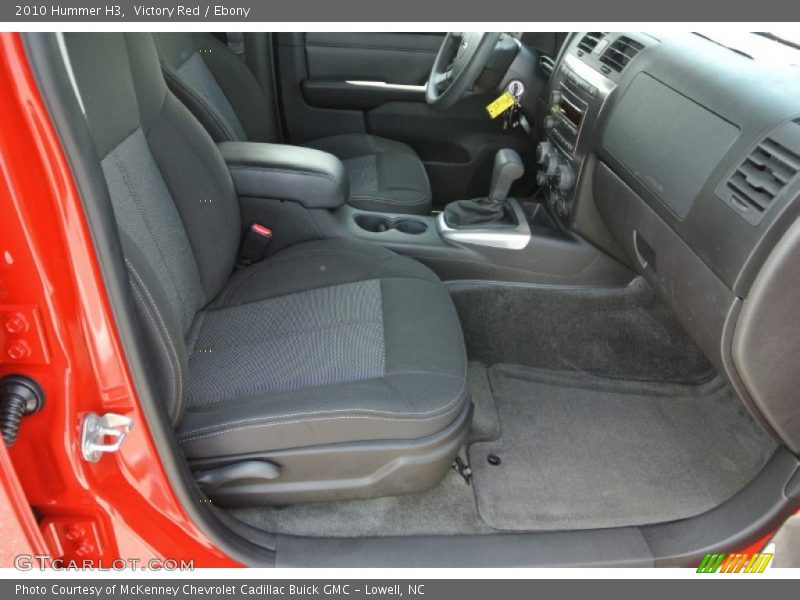 Victory Red / Ebony 2010 Hummer H3