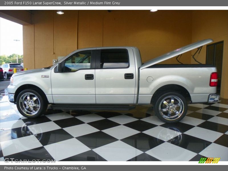 Silver Metallic / Medium Flint Grey 2005 Ford F150 Lariat SuperCrew