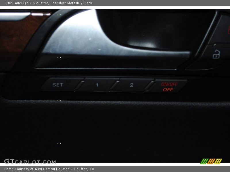Ice Silver Metallic / Black 2009 Audi Q7 3.6 quattro